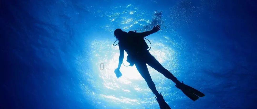 左翼卫格里马尔多18轮7球9助，去年夏天免签加盟